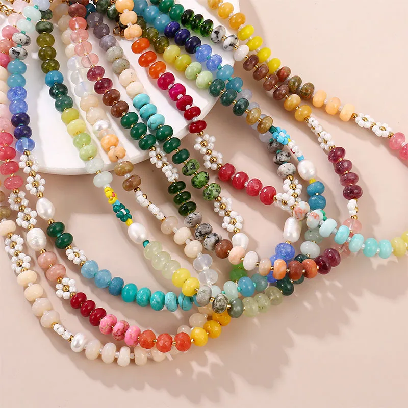 Böhmische bunte Halskette mit Natursteinperlen für Frauen, niedliche Blumen-Schlüsselbeinkette, Sommer-Schmuck-Accessoires, Geschenk – Detail 1