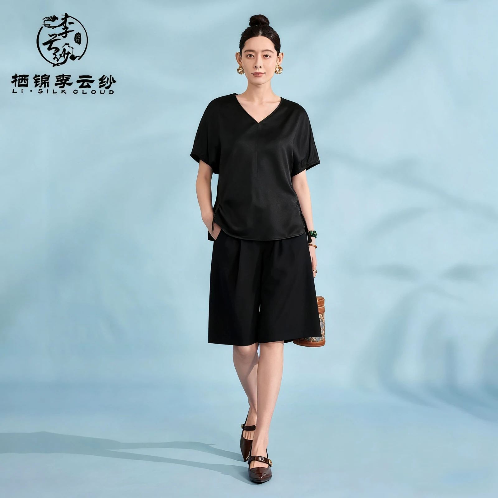 

LI SILK CLOUD xiangyunsha a Short Sleeve Blouse 100% Mulberry Silk Lightweight Summer Top Guangdong Black Pearl Guangdong Gauze