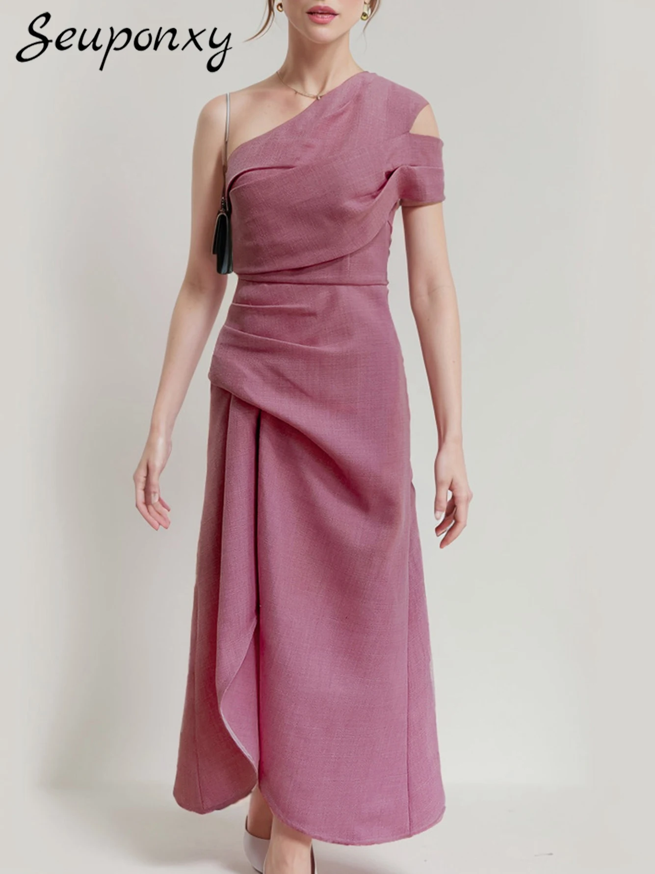 

High Quality 2024 New Women'S Sexy Single Short Sleeved Backless Hollowed Out Pleated Midi Dress Elegant Evening Party Dress