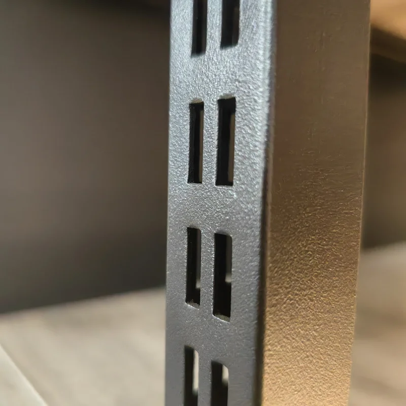 مخصص.360 °   الضميمة الكاملة من الصلب والخشب على الوجهين نظام رفوف العمود رفوف العرض القابلة للتخصيص متاجر البيع بالتجزئة