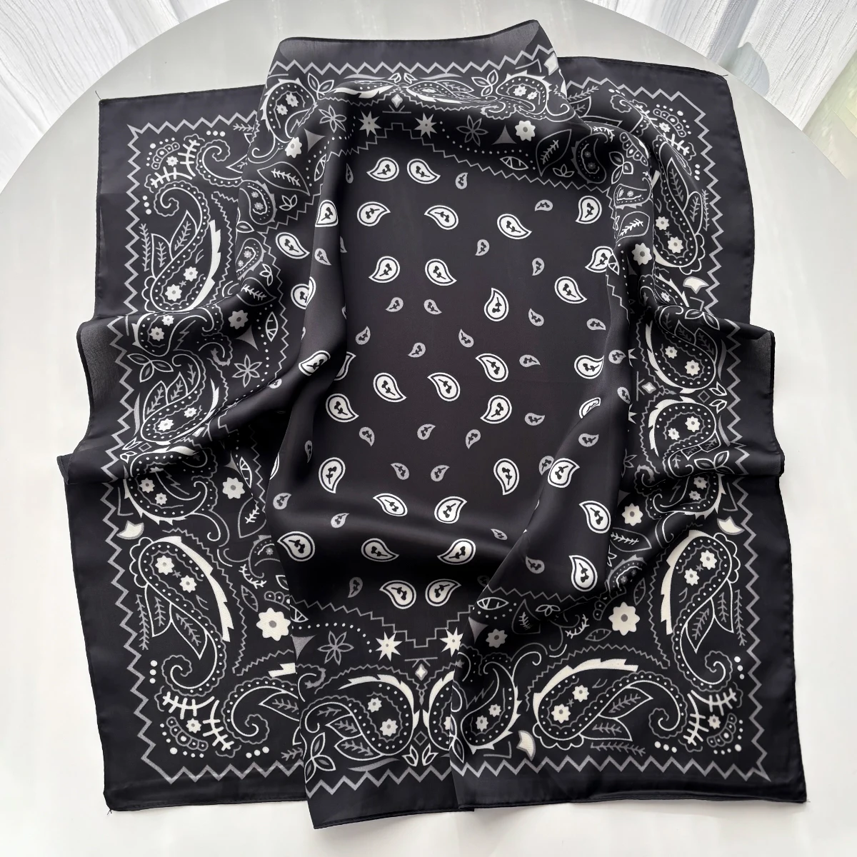 Paisley impresso lenço quadrad - Scarf Silk Neck avaliação e preço