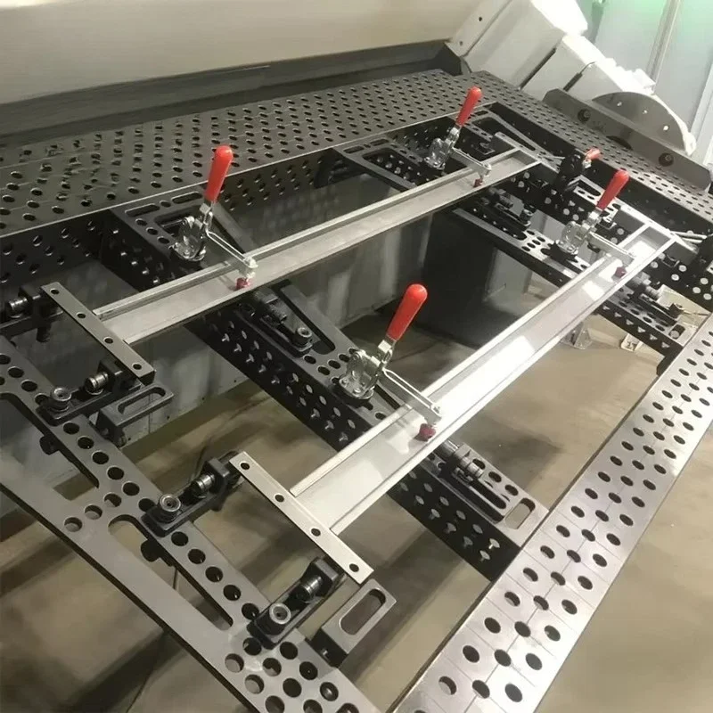 

Китайский высококачественный 3D-сварочный стол с зажимами и сварочным оборудованием
