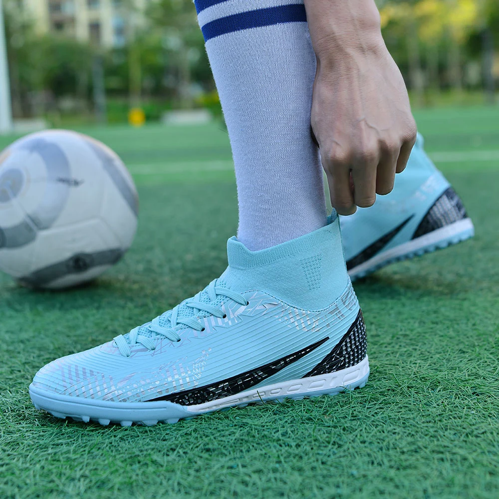 Men Soccer Shoes Boys Studded Boots High Top Society Soccer Cleats Hard Court Turf Shoes Men's Sports Shoes Tenis De Futsal