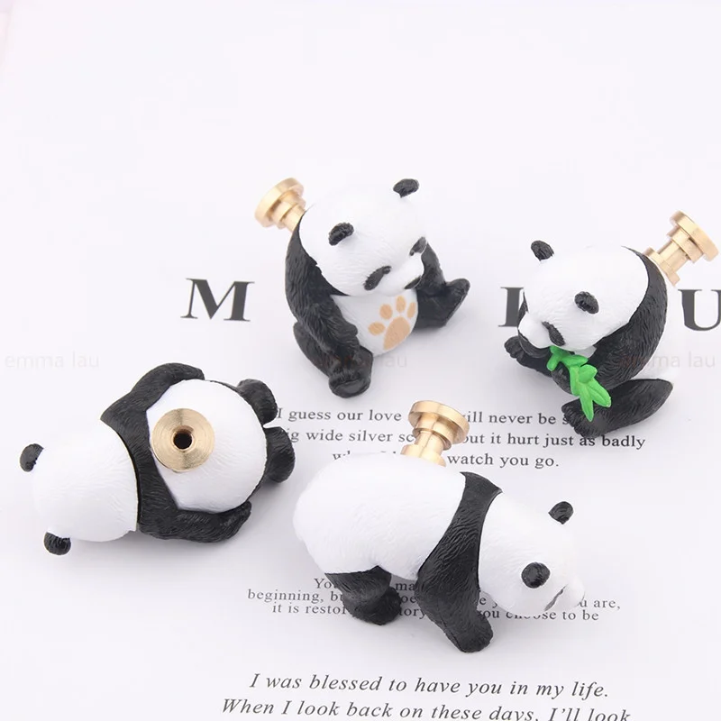 Carton Panda Cat Shape Handle Door Knobs Brass Base Handles for Cabinet Kitchen Cupboard Wardrobe Closet Drawer Pulls