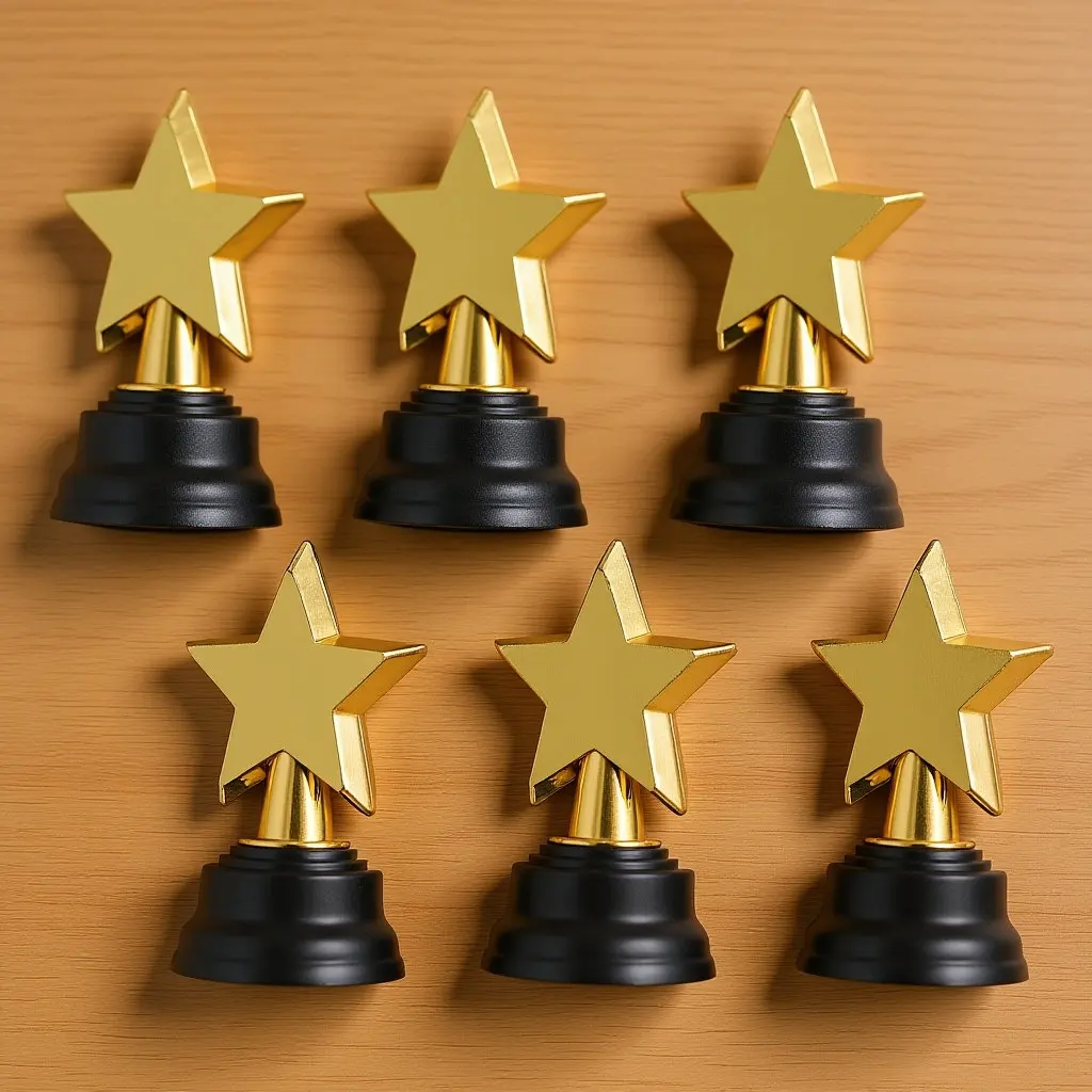 

6 шт. миниатюрных золотых звездных кубков-трофеев из пластика для выпускных вечеринок в детском саду, призов для победителей соревнований, декоративных наград