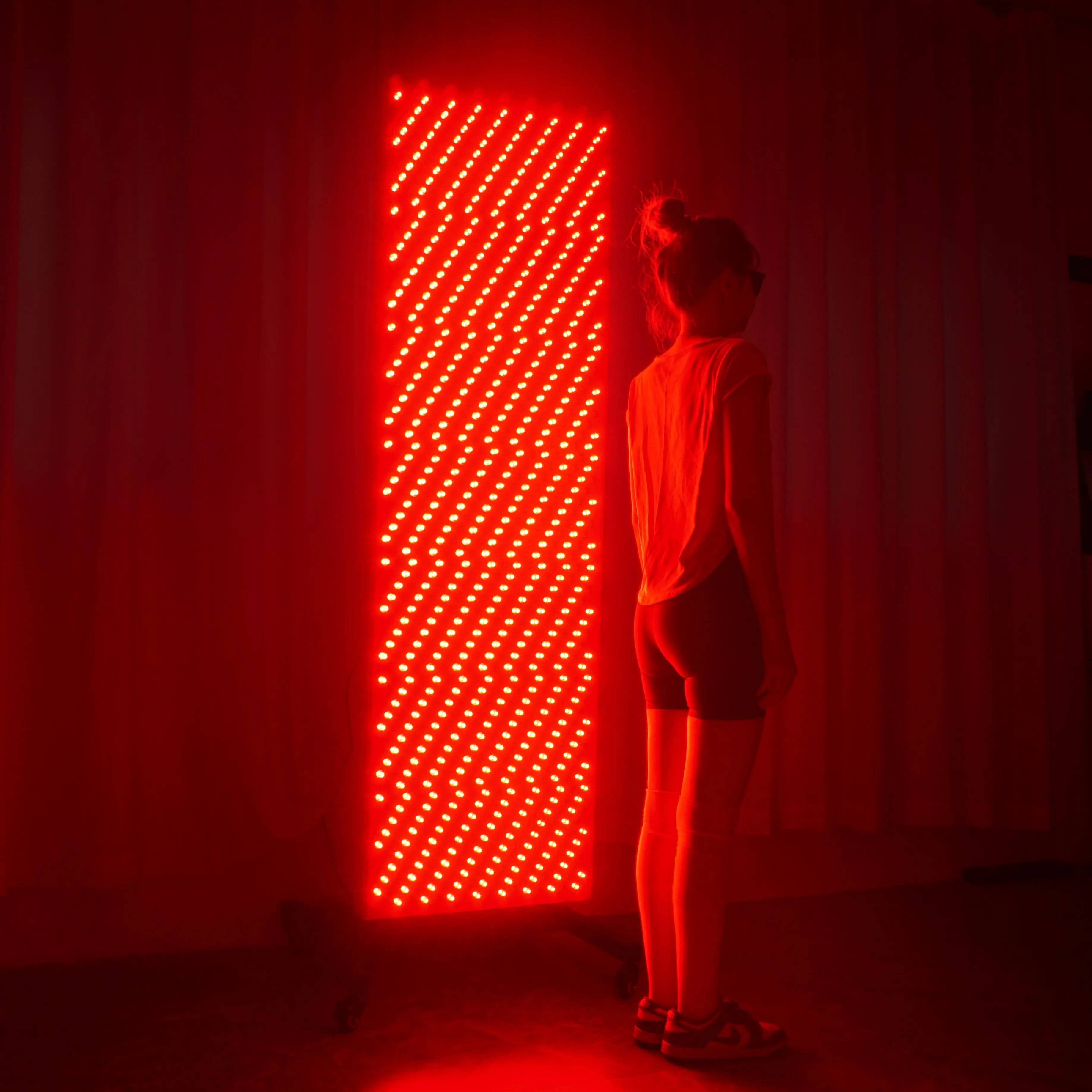 Full Body 610nm to 1060nm LED NIR Red Light  ML1200 8Wavelength 360° Stand Infrred Light Machine