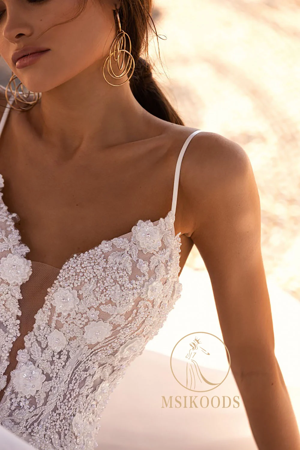 Msikoods Boho-Hochzeitskleid mit Spitzenapplikation, Spaghettiträger, individuelles Tüll-Brautkleid, sexy, tiefes V-Ausschnitt, rückenfreies Brautkleid