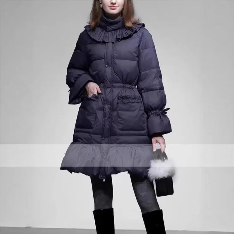 Winter Neuankömmling Damen Nerzbesetzte Laternenärmel Taillenbesetzte A-Linie Rüschen Weiße Ente Daunenjacke Mantel
