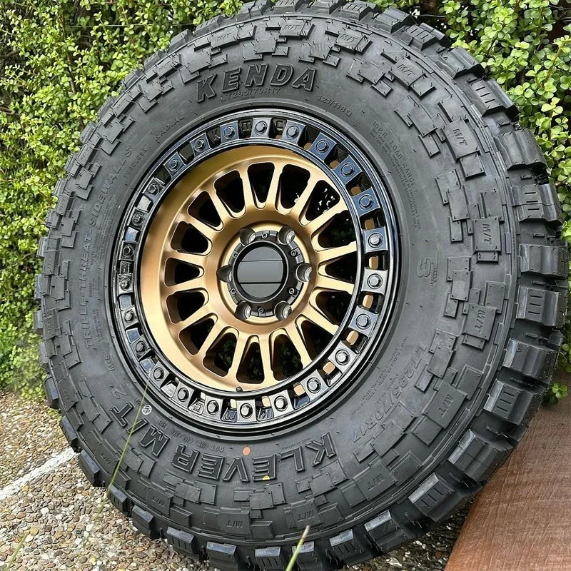 Havas 4 * 4 عجلات مزورة من خليط معدني للطرق الوعرة R17 R18 بوصة مع قفل خرز جيب رانجلر 5 * 127