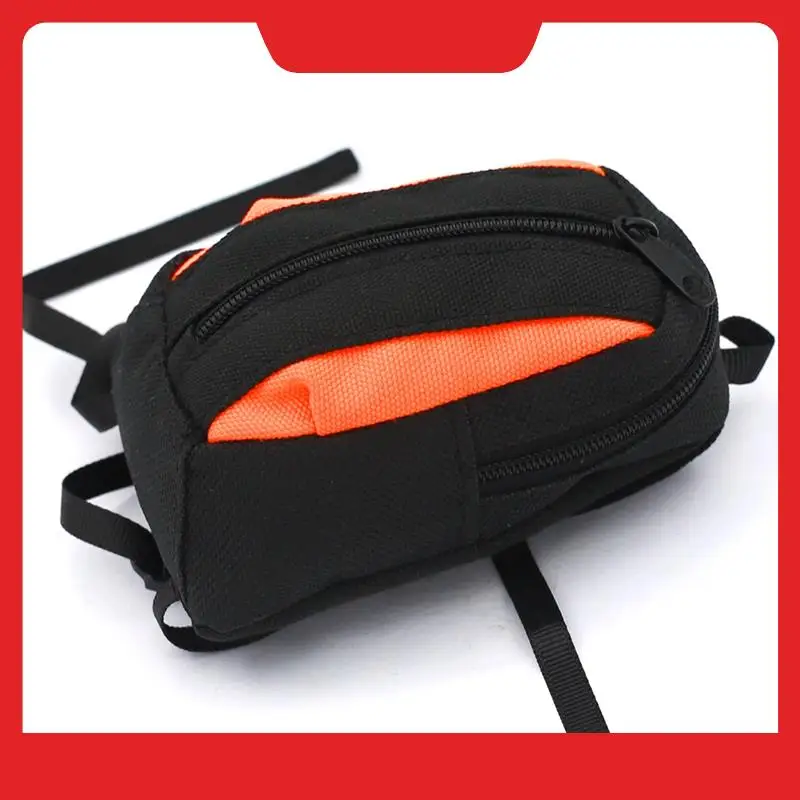 Simulation Backpack Luggage Bag Handbag Decoration For 1/8 1/10 RC Crawler Car Axial SCX10 Trax/As TRX4 D90