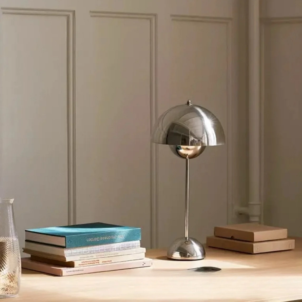 Bedroom mushroom lamp Swiss bedside bud table lamp high-end light luxury ornament