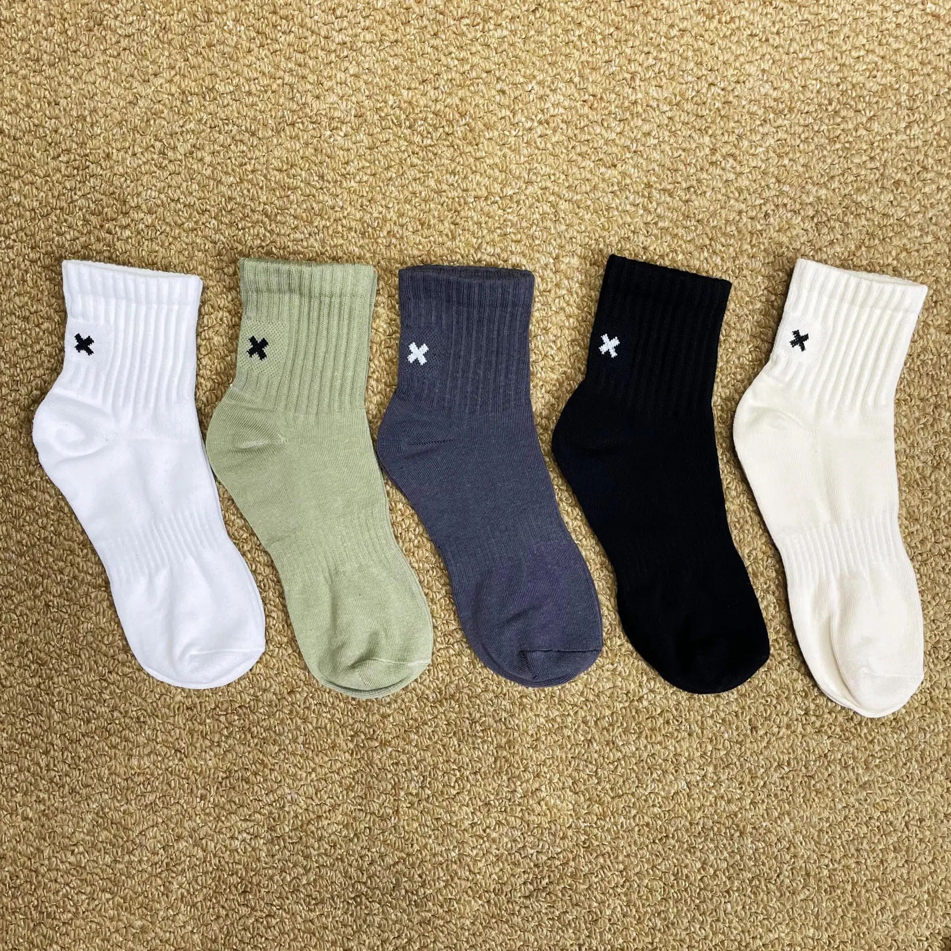 1 pair of unisex XX embroidered socks, men's cotton work socks, breathable ankle cushioning for long-term exercise, men's cyclin