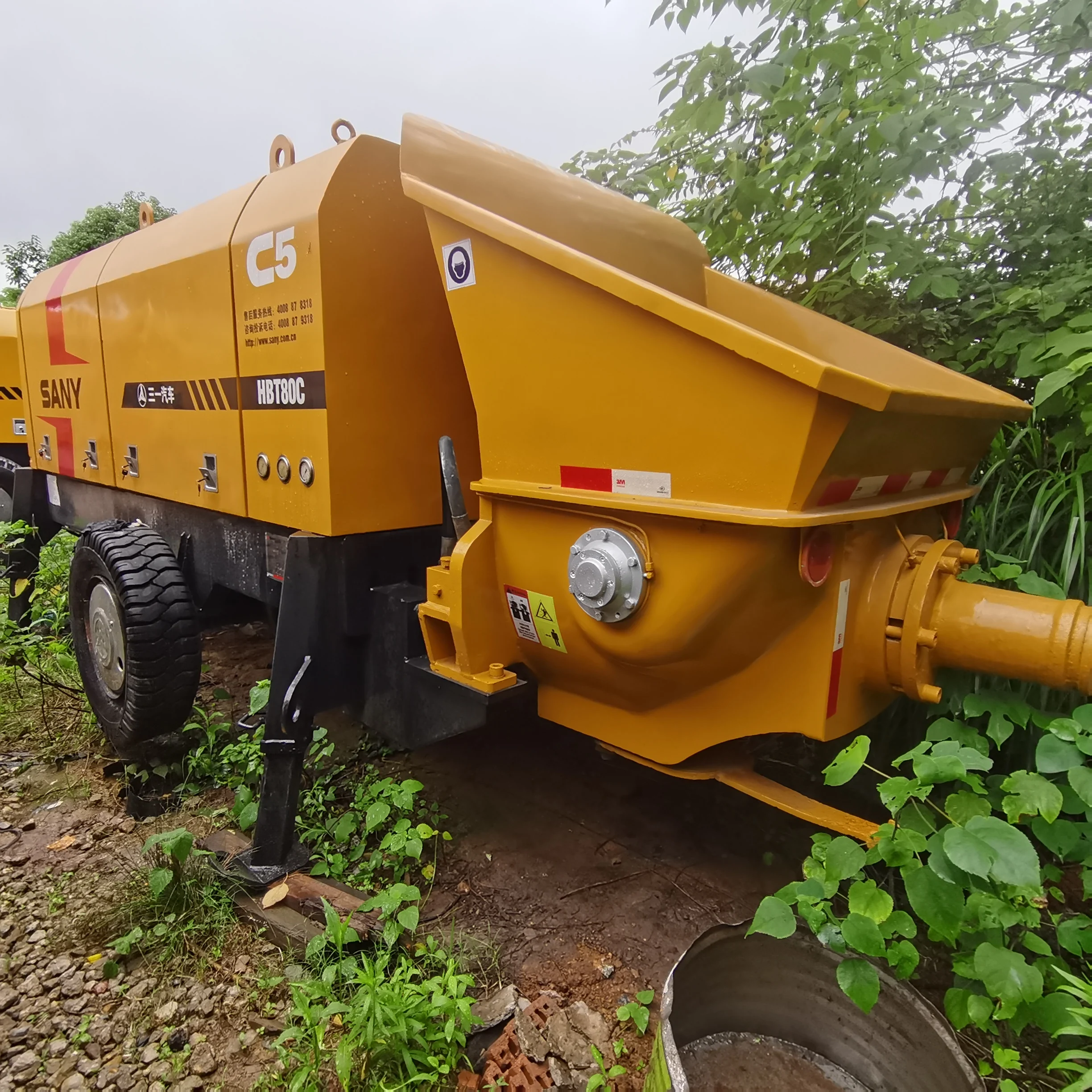 

Refurbished HBT80.13.110 Motor Trailer Concrete Pump with Detailed Parameters Warranty and Certification Line pump