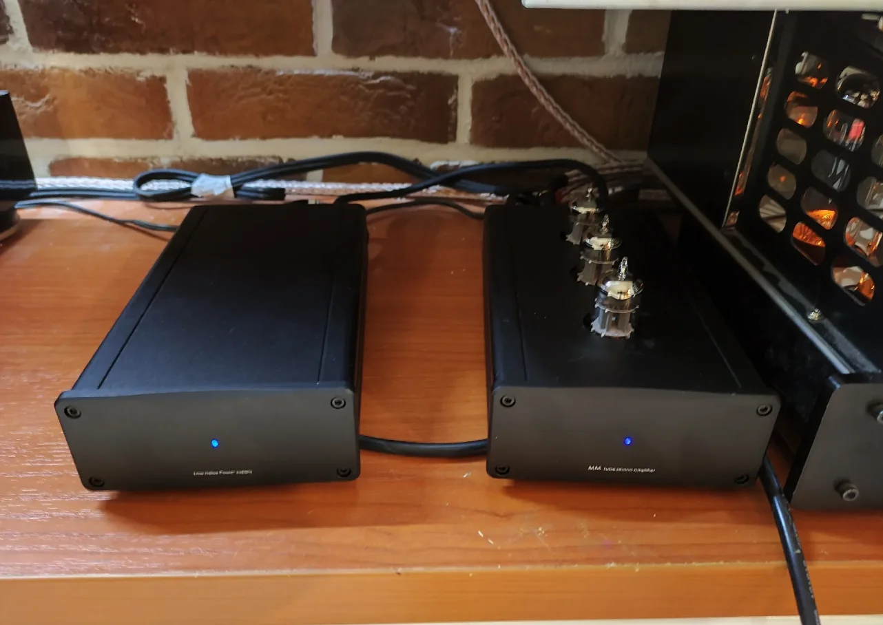 

Новый готовый ламповый фонокорректор Hi-Fi Split MM типа ECC83, проигрыватель Riaa, базовый усилитель EAR834