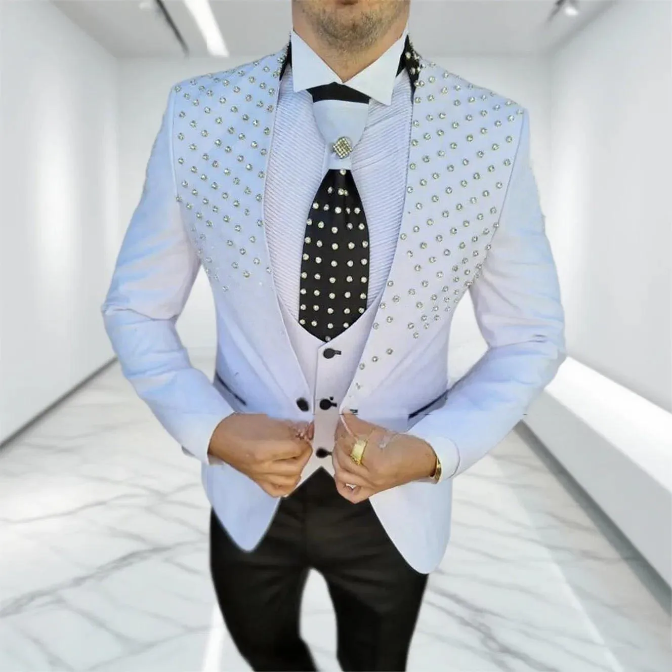 

Luxury Stones Men's Suit Stand Collar Prom Blazer Sets Customized 3-Pieces Formal Occasion Groom Tuxedos Male Fashion Clothing