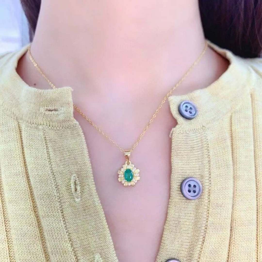 KJJEAXCMY High Women's Pendant Natural Emerald S925 Silver Colorful and splendid The entire body is spotless and flawless
