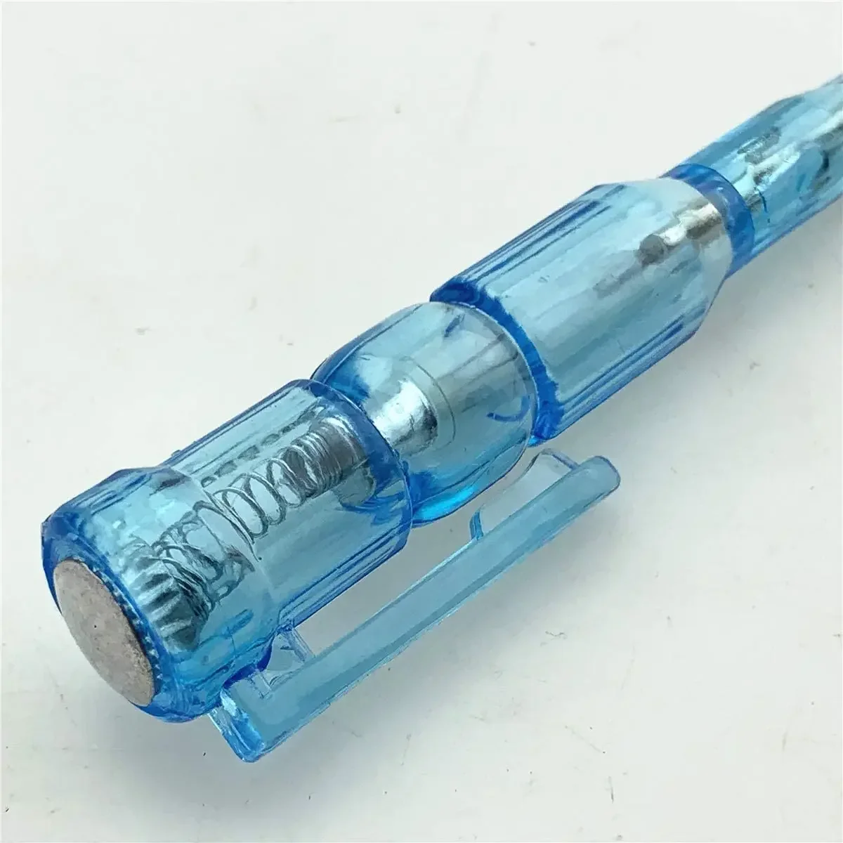 Multifunctional Test New Electric Pen Flat-blade Screwdriver Household Test Zero Live Wire Contact Band Clamp Test Electrician