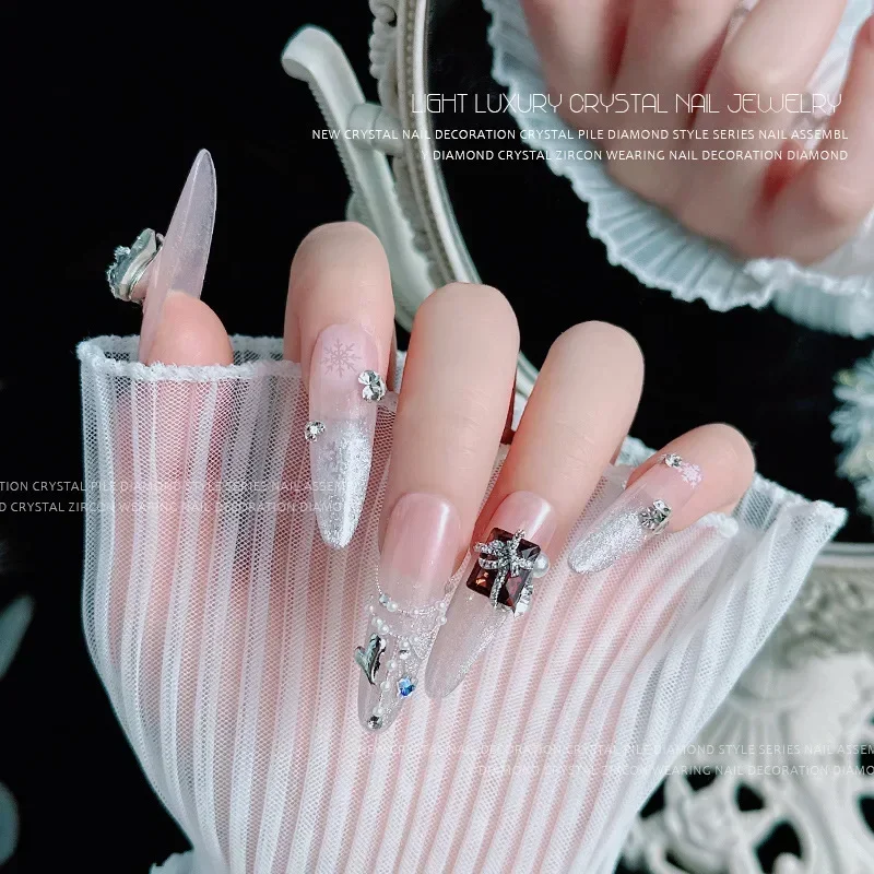 5PCS Christmas Gift Box Nail Art Pile Diamond Jewelry Claw Diamond Alloy Love Flash Nail Red Diamond Jewelry