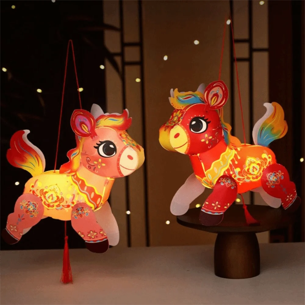 Linterna de mano de PVC, linterna de bendición de poni de dibujos animados, linterna luminosa de caballo del zodiaco de estilo chino, fiesta de Festival