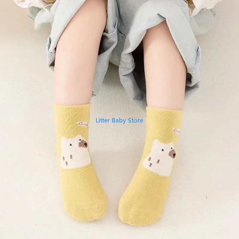 N80C 1 Pair Cartoon Strong Grip Floor Socks Baby Socks for Indoor And Nursery Use