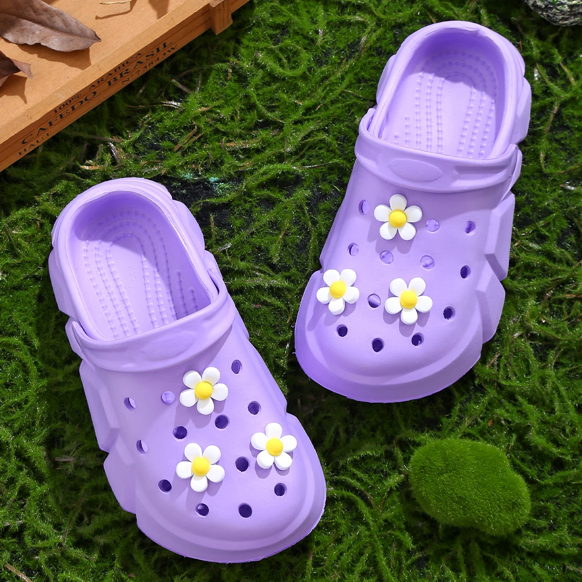 Girls Non-slip Clogs, Breathable Lightweight Cute Flower Clogs for Indoor and Outdoor Shower, Beach and Pool 3057
