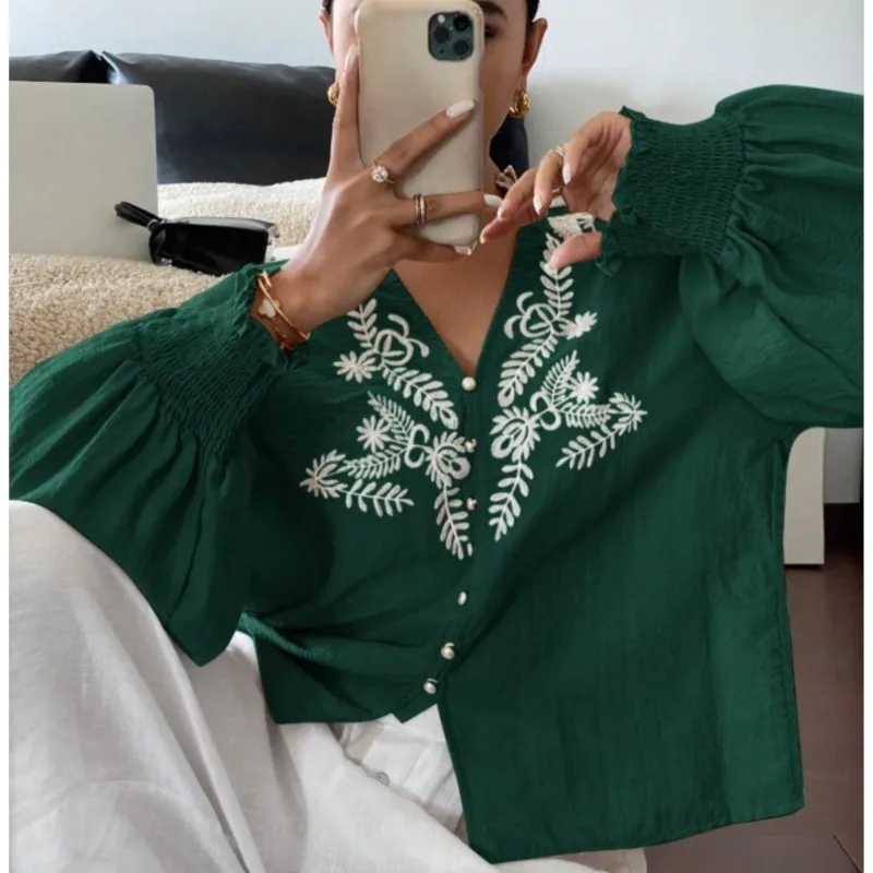 

Fashion Women's Blouses New Autumn Elegant Embroidered Floral Button Long-sleeved Cardigan Casual Shirts For Women Streetwear