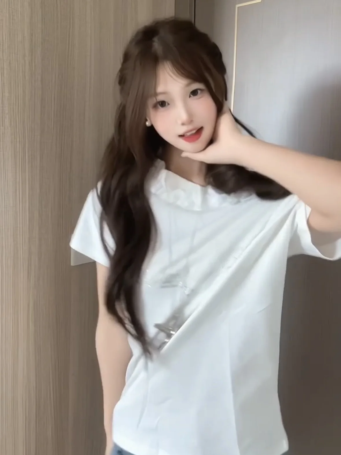 Koreaanse losse T-shirt voor dames, zomerdesign, houten print, casual top, zoet en pittig, casual stijl.