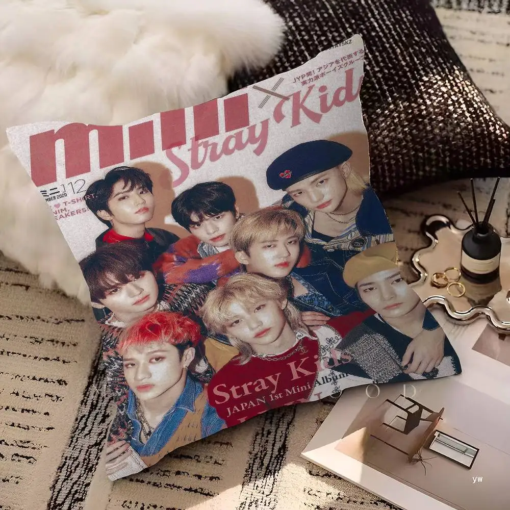 Kpop S-Stray K-Kids شخصية وسادة غطاء غرفة نوم الاطفال البرية ديكور الحفلات المخدة طفل عيد ميلاد دش هدية