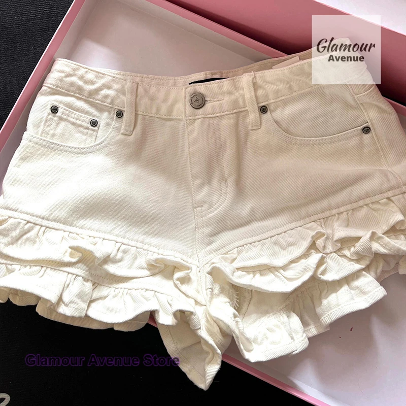 Verão novo shorts jeans feminino francês doce design sentido dupla camada renda ondulada auto-cultivo puro desejo calças quentes.