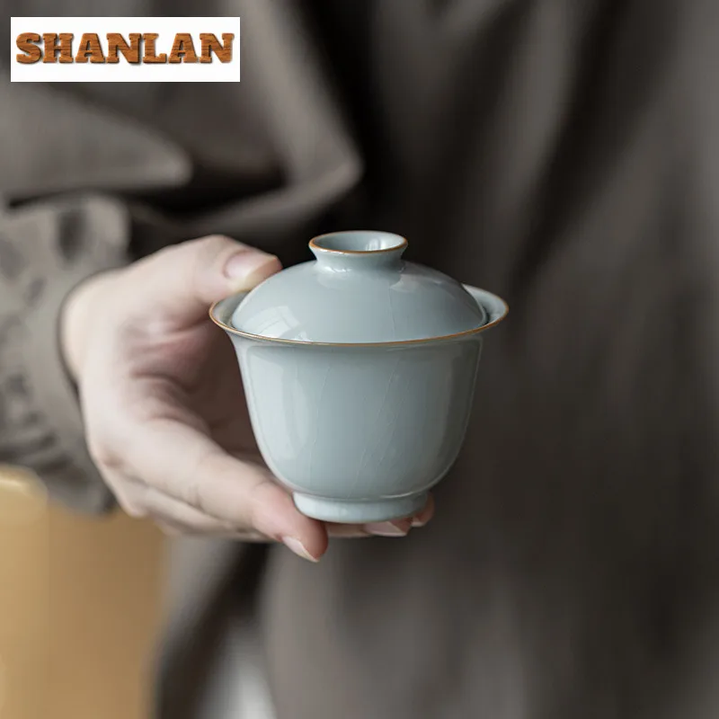 

120ML Handmade Ice Crack Glazed Hand Grip Gaiwan Azure Ru Kiln Tea Tureen Tea Making Cover Bowl Chinese Tea Set Ornaments Gifts