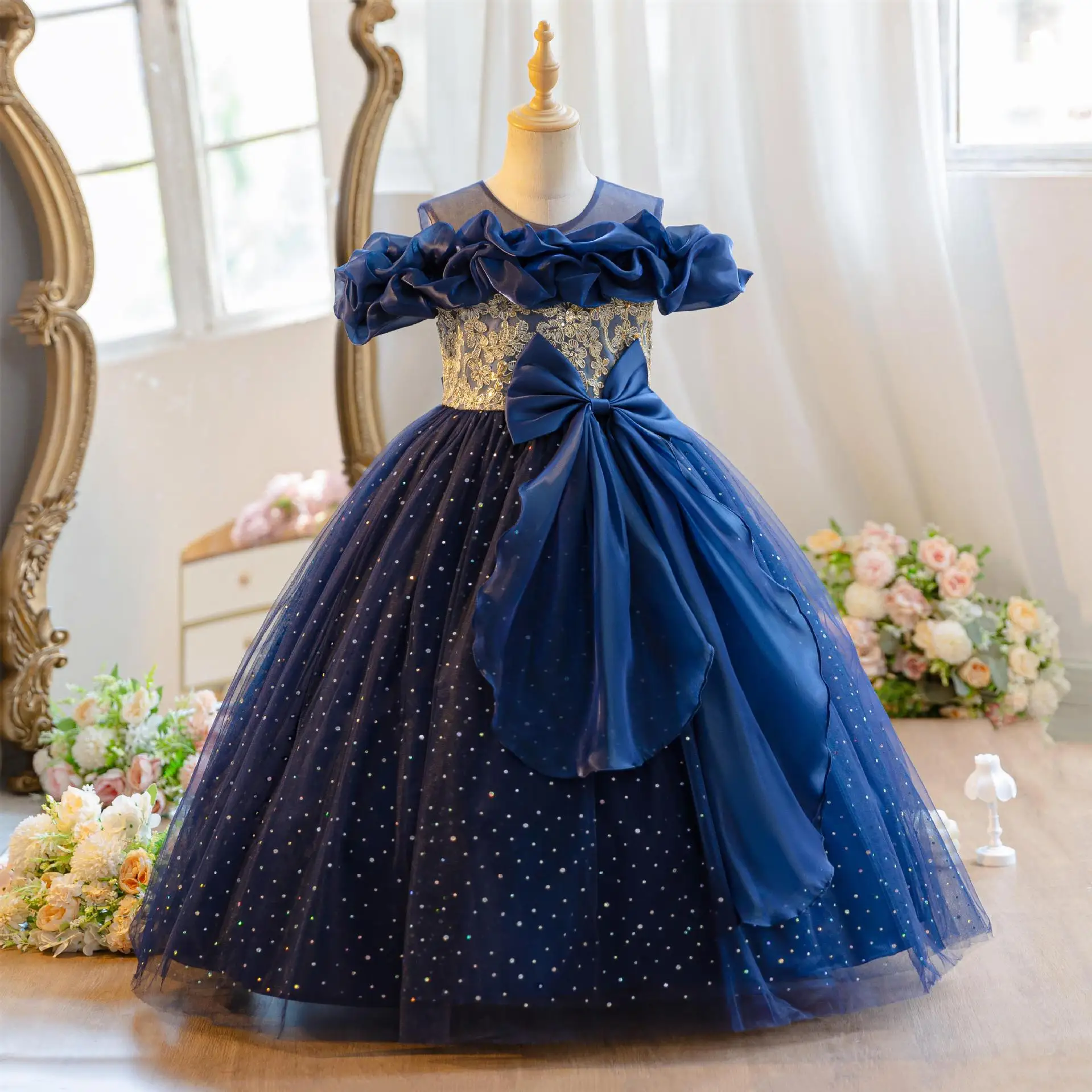 

Flower children wedding bridesmaid dress embroidered sequined elegant girl dress kids big bow Christmas performance costume