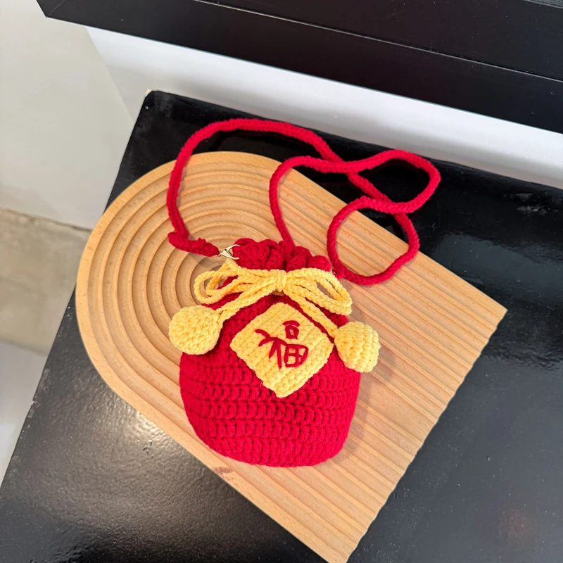 2026 حقائب عالية الجودة سنة جديدة سعيدة الحصول على تصميم غني حقائب اليد النسائية الموضة الغزل المرقعة سلسلة حقائب كروسبودي #1