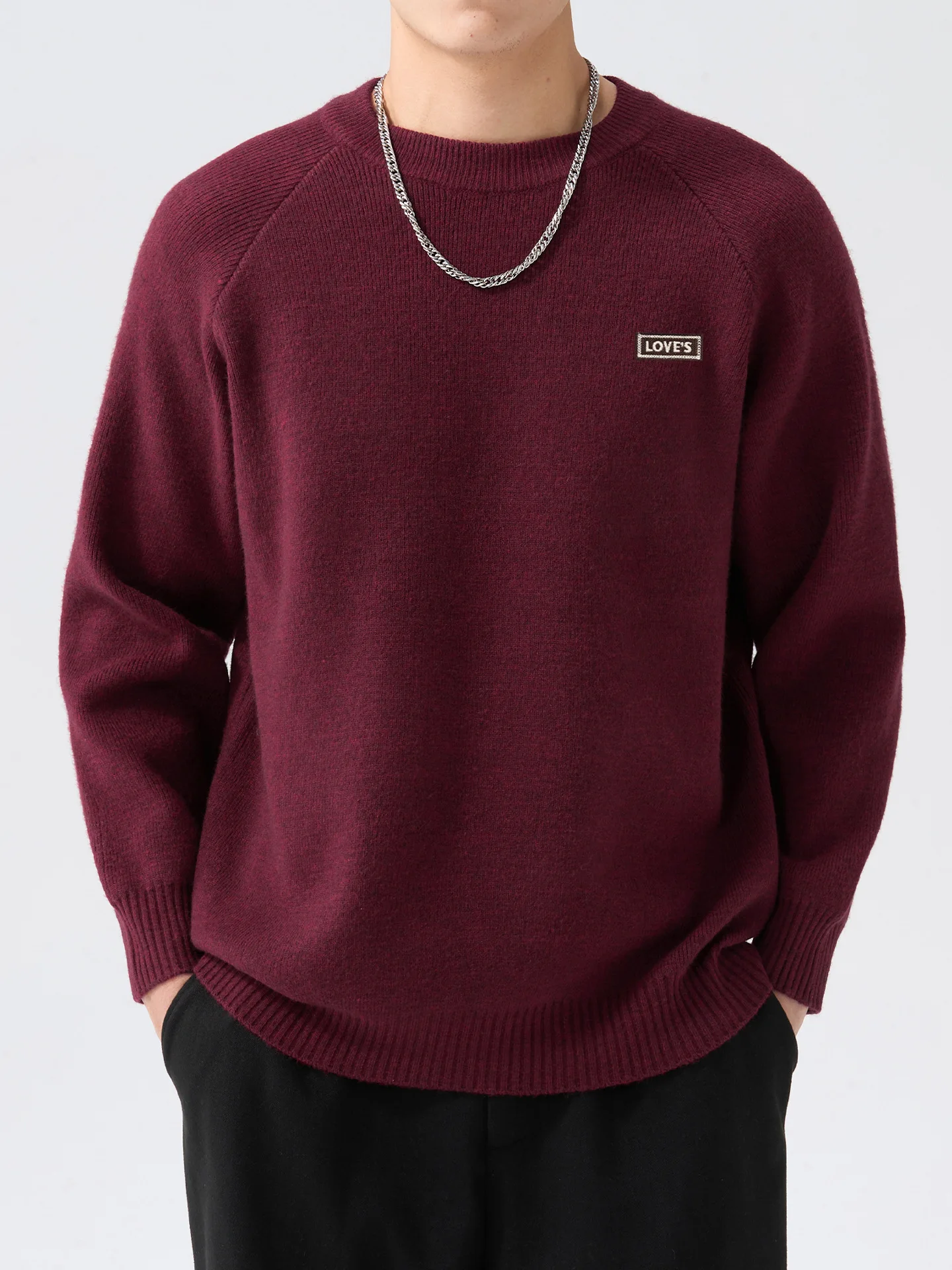 Solid color round-neck knitted sweaters for men and women loose laid-back autumn style, couple pullover sweaters letter design