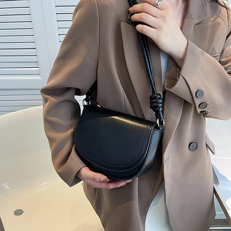 Women Fashion Saddle Bag Luxury Brand Knot Deign Pu Leather Female Handbags Small Shoulder Crossbody Bags For Women Flap Bag2022