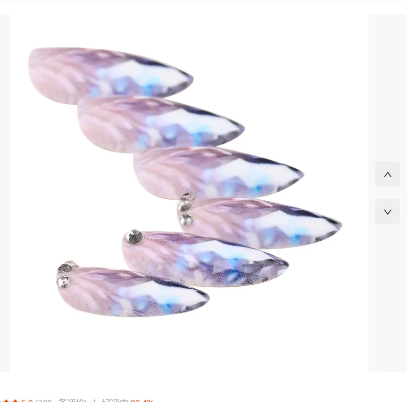 

Leg-swinging Robot Figurine Adorable Shaking Motion Adds FunThis Handmade Wooden Man Desktop Decor Car Interior Aromatherapy