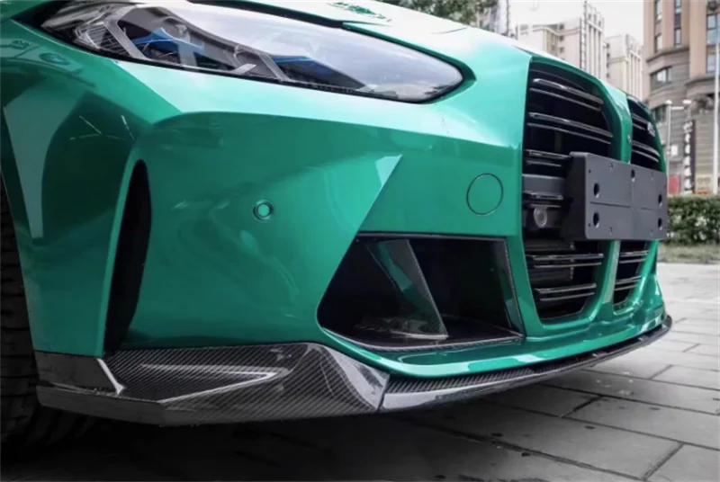 

Используется для BMW G80 M3 G82 G83 M4 Передняя губа из углеродного волокна V-образного типа Задний диффузор Передний бампер Воздухозаборная решетка Воздухозаборник Комплект кузова