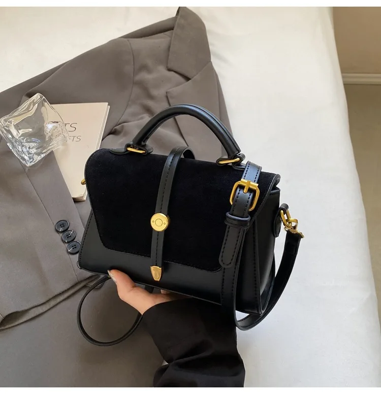 Elegant Faux Handbag with Adjustable Strap Golden-Tone Hardware and Flap Closure - Trendy Commuting Hobo Crossbody Bag for Women