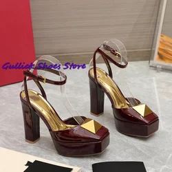 Nowe nitowane sandały na platformie Square Toe Chunky Heel Buckle Strap Shallow Sexy Women Outwear Pumps Chic 2024 Autumn Fashion Shoes