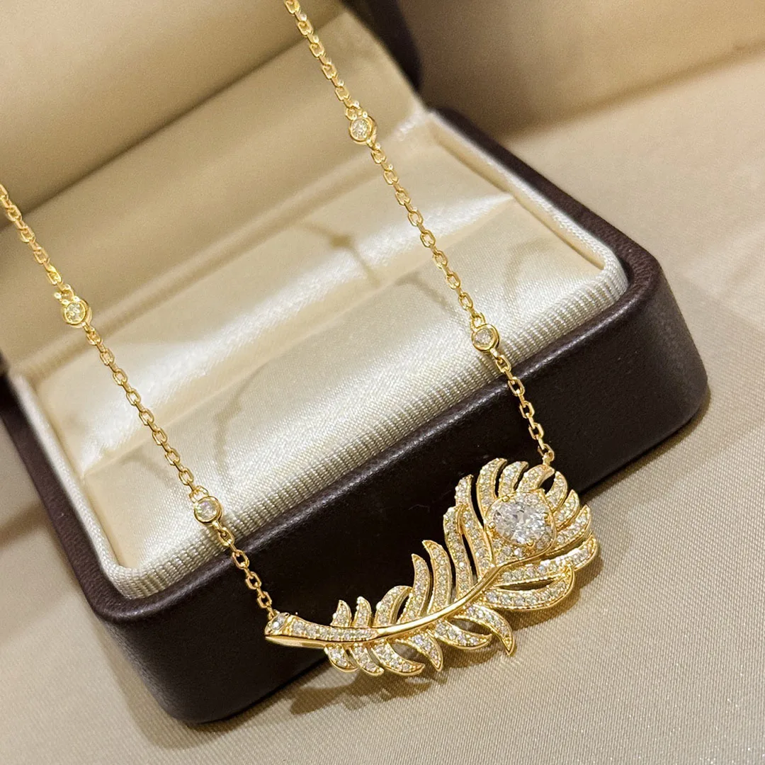 

High Quality 925 Sterling Silver Women's Birthday Party Full Of Zircon Feather Necklace, Classic Romantic Party Birthday Gift