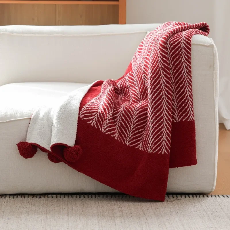 Red Christmas Gift Blanket Autumn and Winter Thicken Knitted Plush Blanket Geometric Print Sofa Office Nap Bed Shawl Blankets
