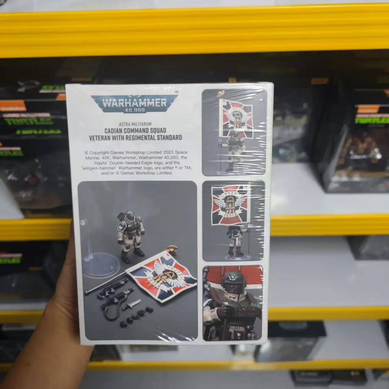 【JOYTOY】วอร์แฮมเมอร์ 40K แอสตร้า มิลิตารัม คาเดียน คอมมานด์ สควอด เวเนเจอร์ พร้อมรีจิสตัล สแตนดาร์ด ฟิกเกอร์แอคชั่น ขนาด 1/18