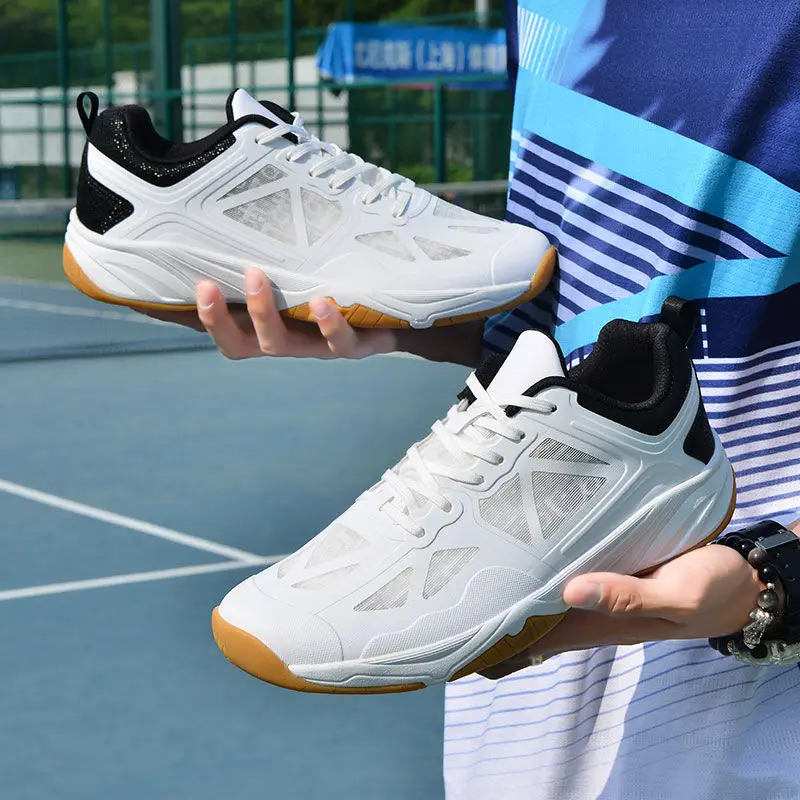 Chaussures de sport professionnelles d'entraînement antidérapantes souples de haute qualité chaussures de badminton pour hommes et femmes navires de badminton de sport pour femmes