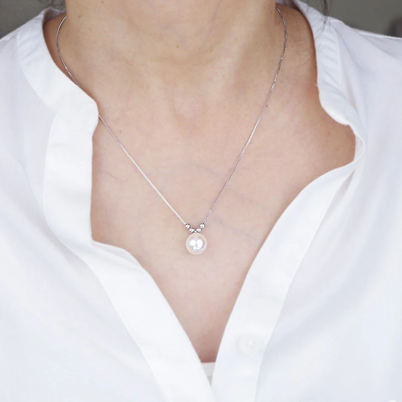 

S925 Pure Silver Necklace, Women's Light Luxury, Niche Design, Collarbone Chain, Pearl High-end Feeling