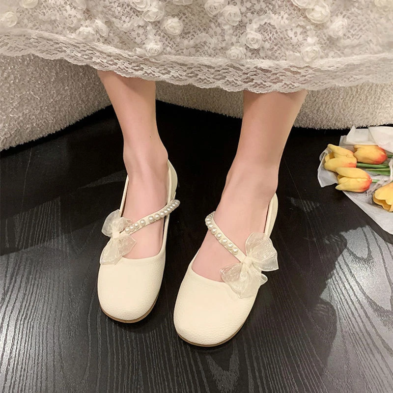 

Женские туфли Мэри Джейн на плоской подошве в стиле феи, весна-осень 2026 — бежевые, с бантом и жемчугом, на мягкой подошве, нежные, милые, повседневные