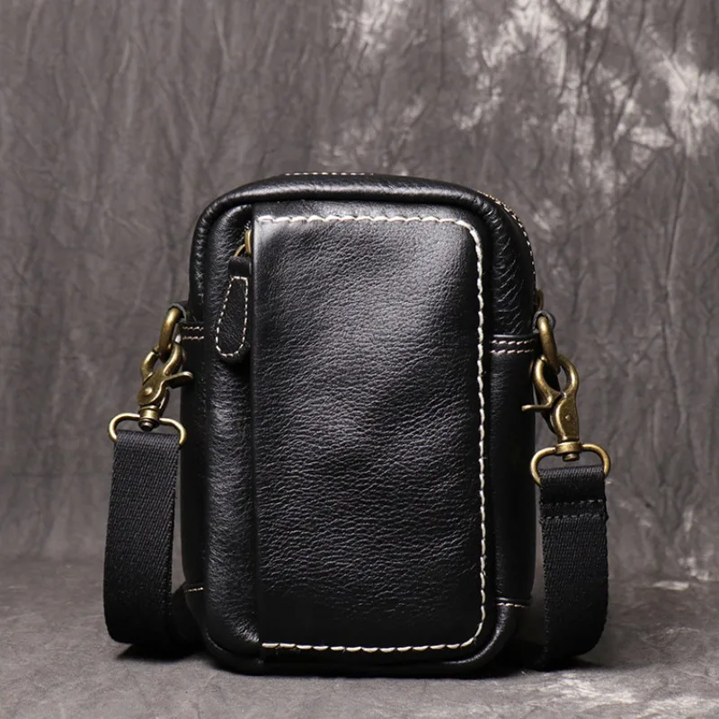 

Men's leather shoulder bag, women's top layer oil leather crossbody bag, outdoor travel large capacity mobile phone bag