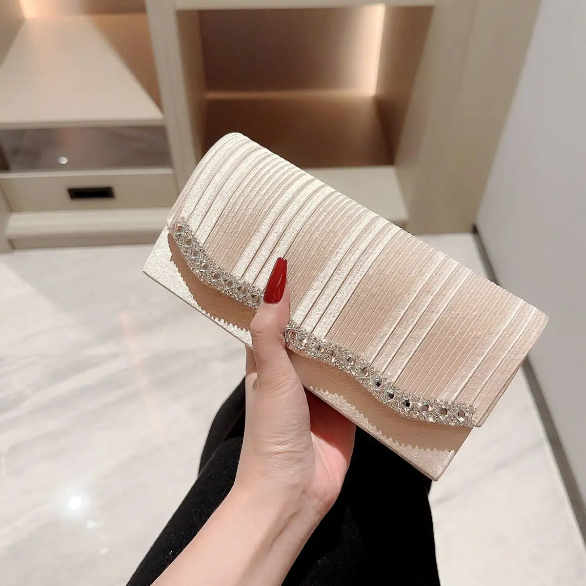 2023 New Women Diamond Clutch Bags Bling Silk Dinner Wallets Fold Mini Party Chain Bags 2 Colors Drop Shipping