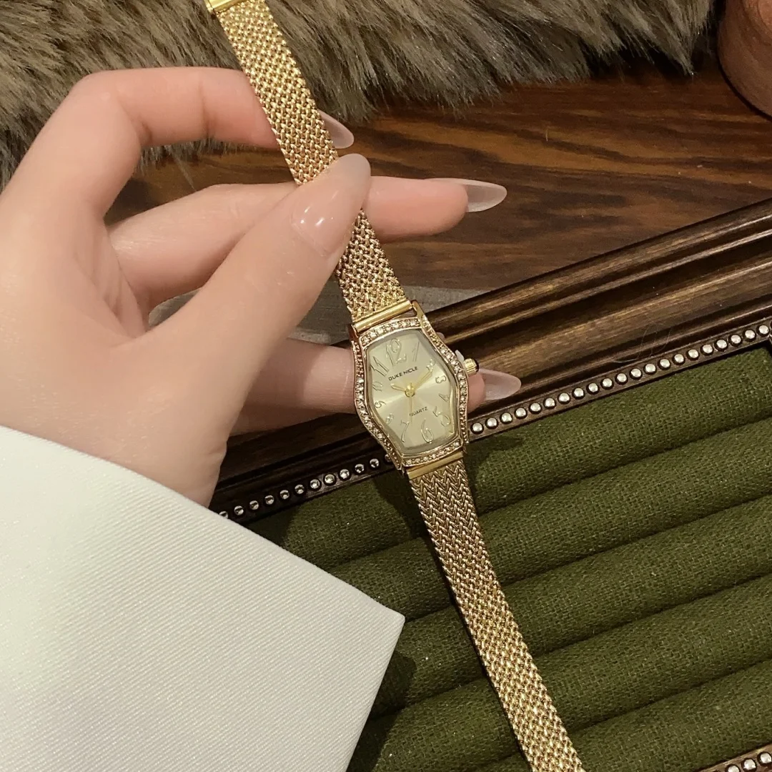 Sunlifex العلامة التجارية الذهب المرأة ساعة كوارتز قابل للتعديل الفولاذ المقاوم للصدأ السيدات ساعات المعصم موضة ساعة حائط هدية Relojes Para Mujer