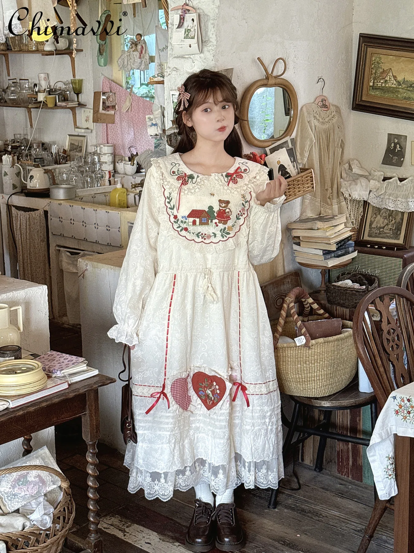 

Winter Fairy Sweet Thickened Pastoral Girl Strawberry Heavy Embroidery Doll Collar Dress Fashion Cute Women Slim Long Dress