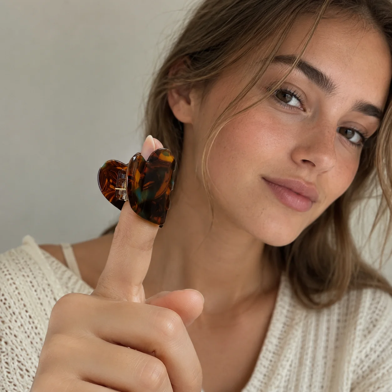 Thumbnail 4 - #15 Best Claw Clips to Buy In 2026