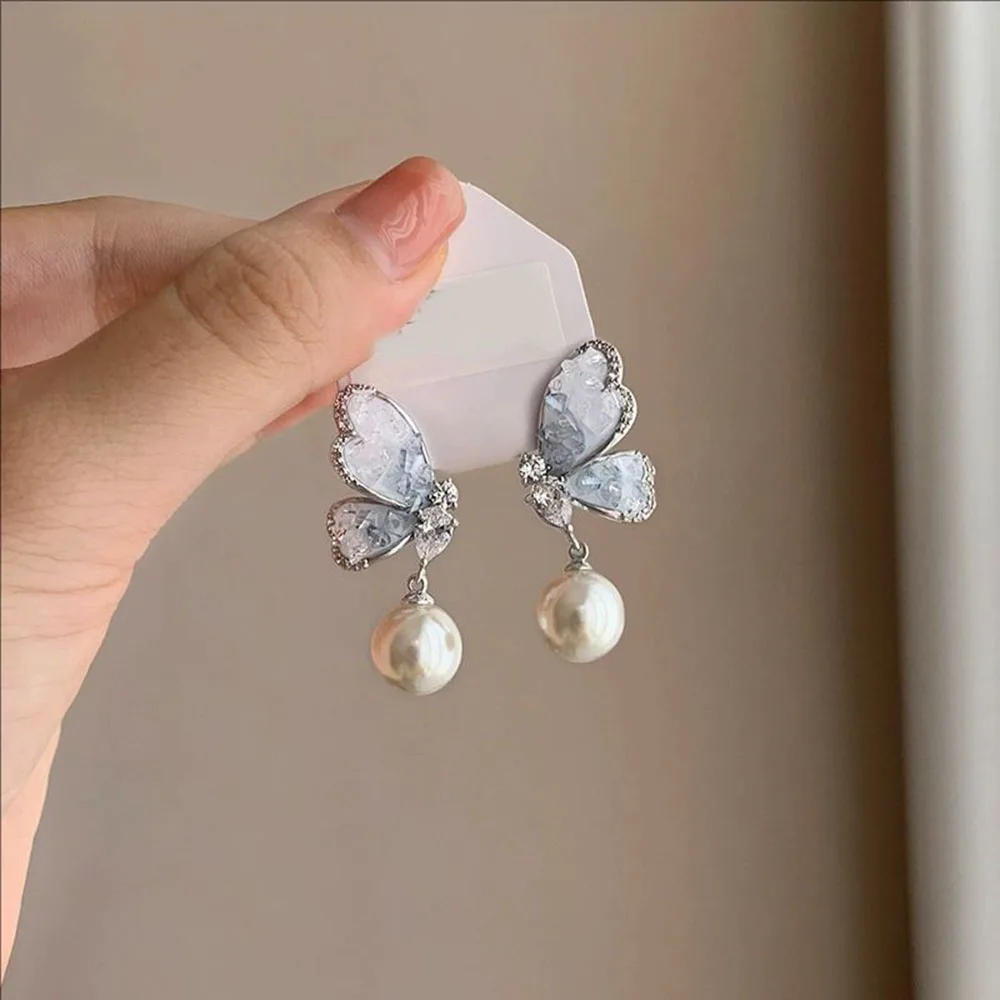

Silvery Needle Gradient Artificial Crystal Pearl Butterfly Earrings New High-end And Elegant Studs Fine Jewelry For Women